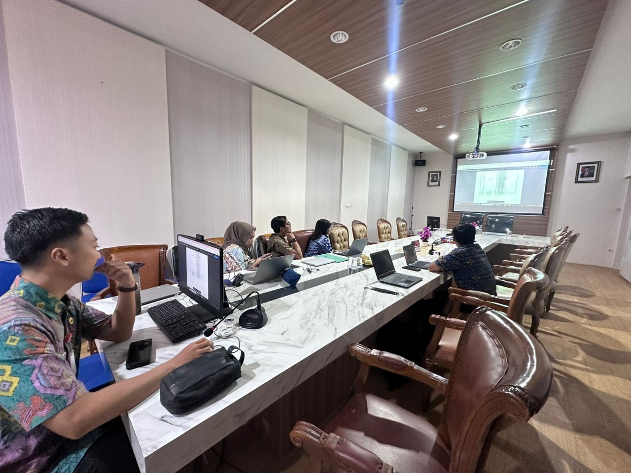 Rapat Ke-2 Koordinasi Pengembangan Aplikasi SIJAMAN di Dinas Ketahanan Pangan